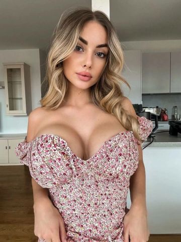 Полина